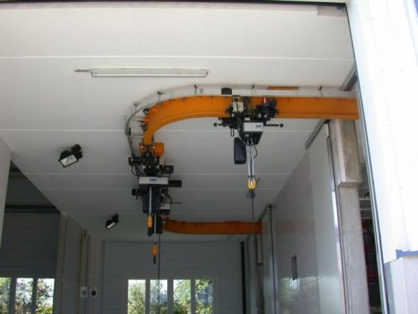 enotirno-dvigalo-monorail-1